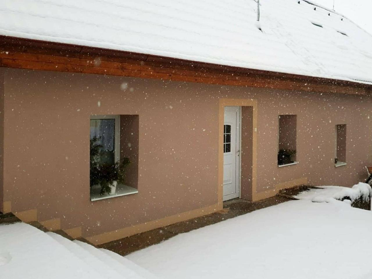 Apartmany Na Vrsku Plzen Exterior photo